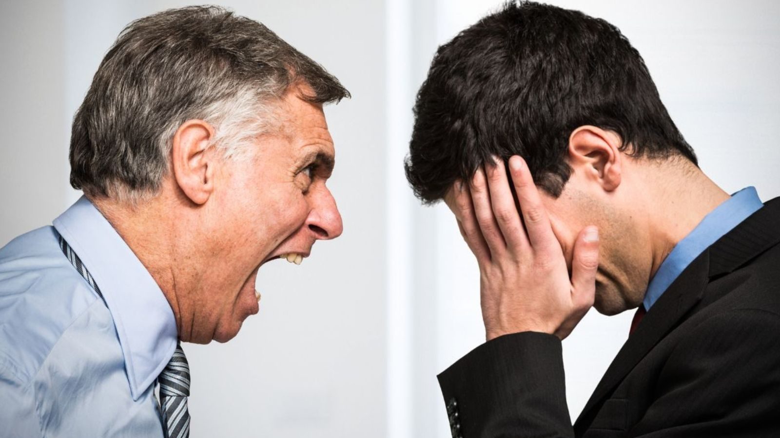 தெரிந்தோ, தெரியாமலோ ஊழியர்கள் மனம் புண்படும்படி உயர் அதிகாரிகள் கூறும் வார்த்தைகள்..!