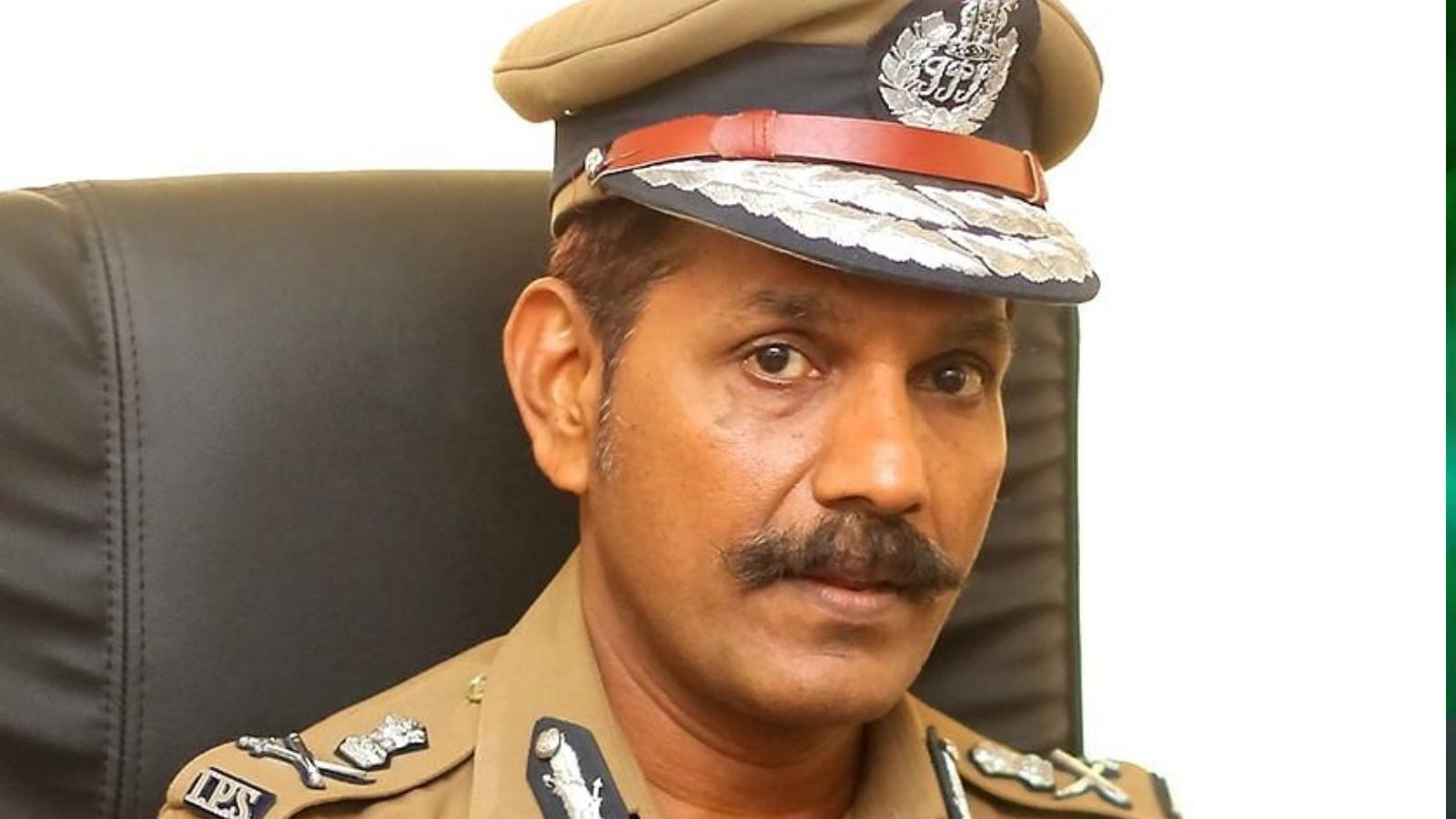 ஒவ்வொரு வாரமும் புதன்கிழமையன்று பொதுமக்கள் குறைதீர்ப்பு முகாம்.. டிஜிபி ...