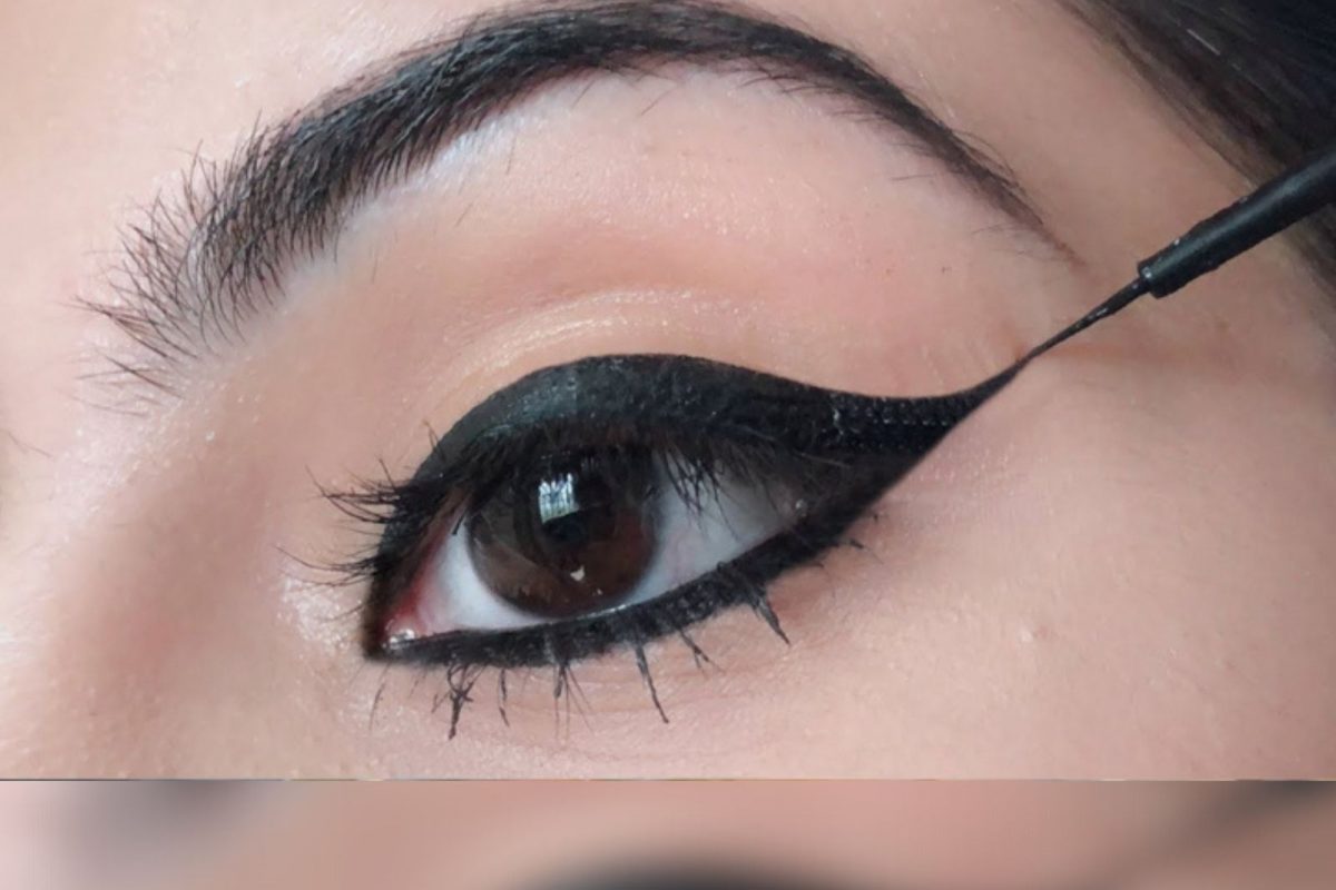 Eye Makeup : ஐ லைனர் பிரஷில் இத்தனை வகைகள் இருக்கா..?