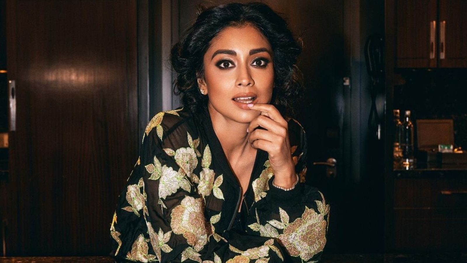 கர்ப்பமானதை ஏன் வெளியில் சொல்லவில்லை? ஷ்ரேயாவின் பதில்...