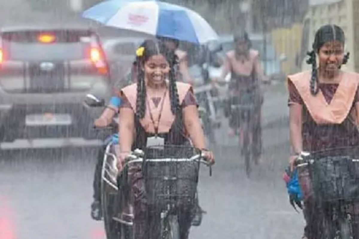 பள்ளிகளுக்கு விடுமுறை