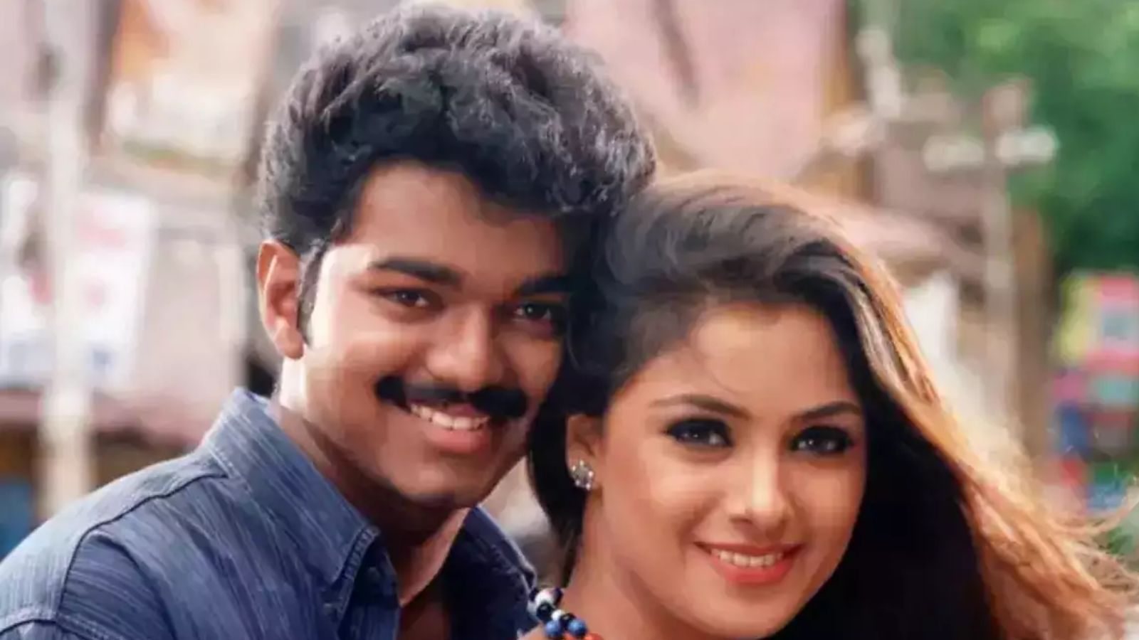 WATCH: 90களில் சூப்பர் ஹிட் அடித்த நடிகர் விஜய்யின் காதல் பாடல்கள்!