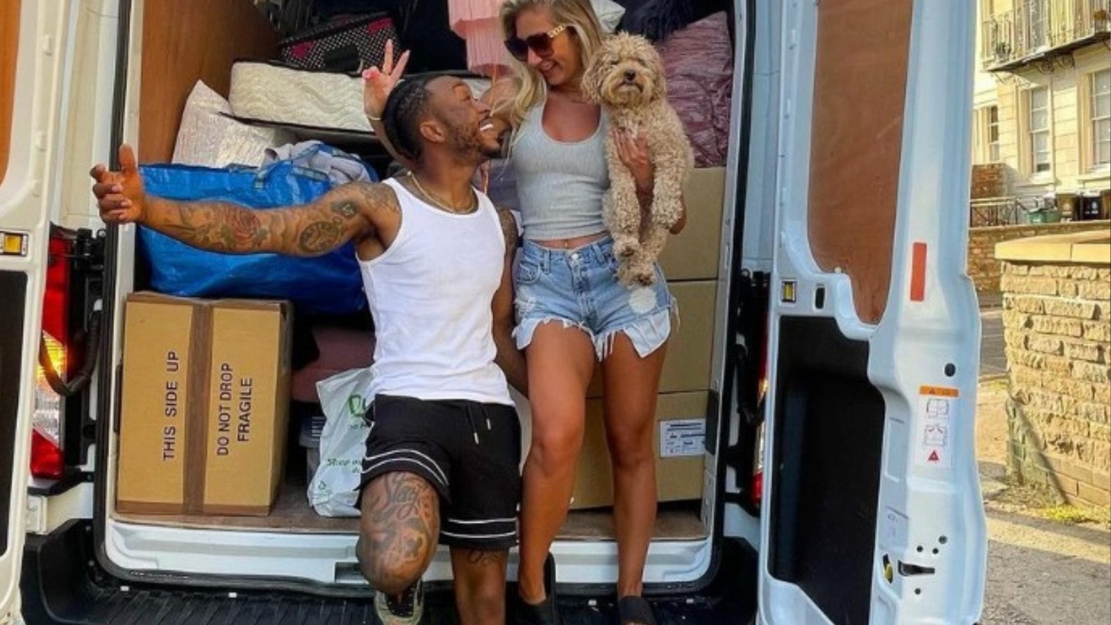 இதெல்லாம் ஒரு ட்ரெண்ட்டா..? டீச்சர் வேலைக்கு “நோ” சொல்லி பெண் செய்த செயல்..வைரல் பதிவு..!