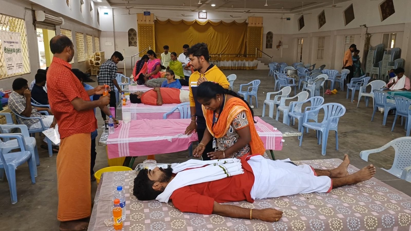 ஜான் பென்னிக்குவிக் பிறந்தநாளை முன்னிட்டு கம்பம் நகரில் ரத்ததான முகாம்..!