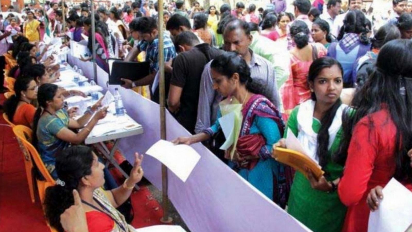 தஞ்சாவூரில் நாளை வேலைவாய்ப்பு முகாம் - இளைஞர்களே மிஸ் பண்ணாதீங்க