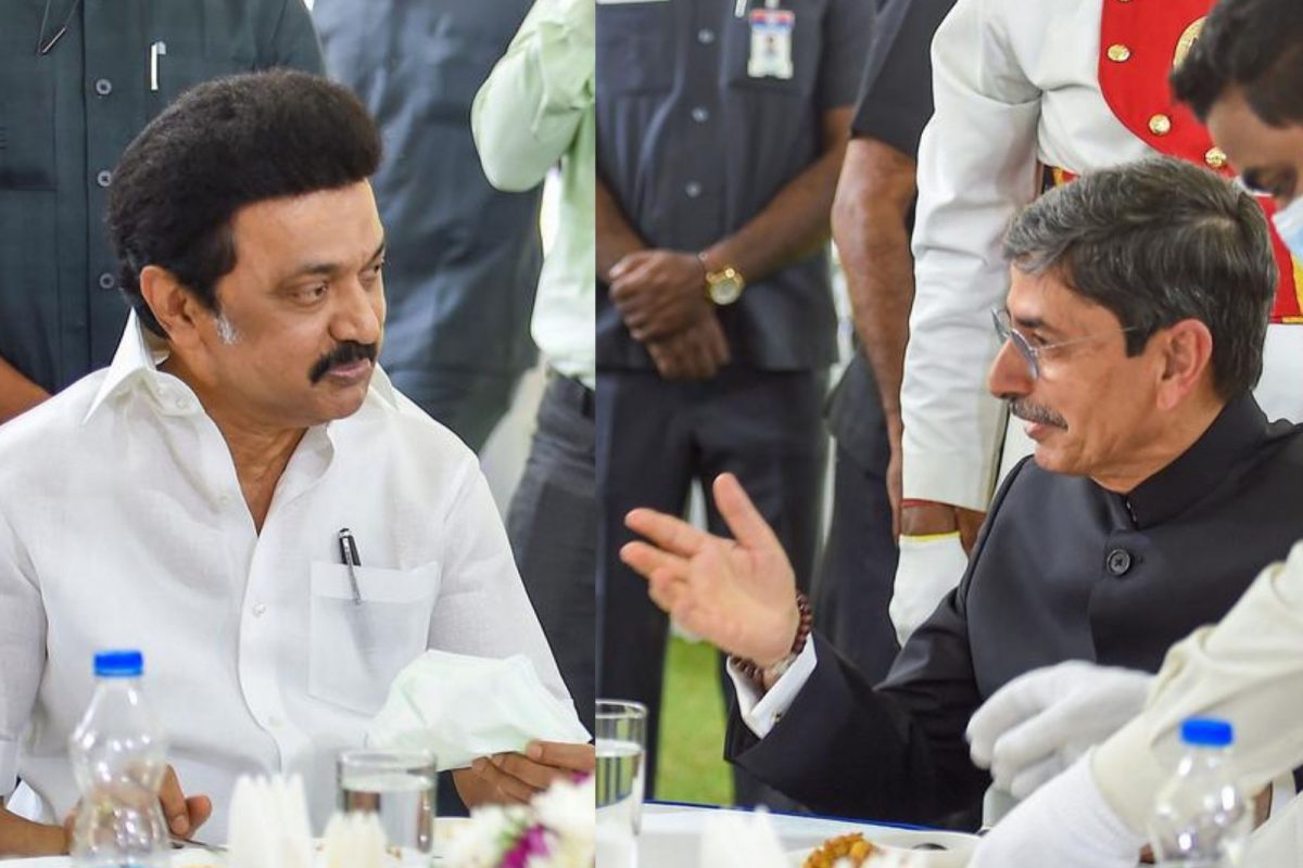 தேநீர் விருந்து : ஸ்டாலினுக்கு போனில் அழைப்பு விடுத்த கவர்னர்!