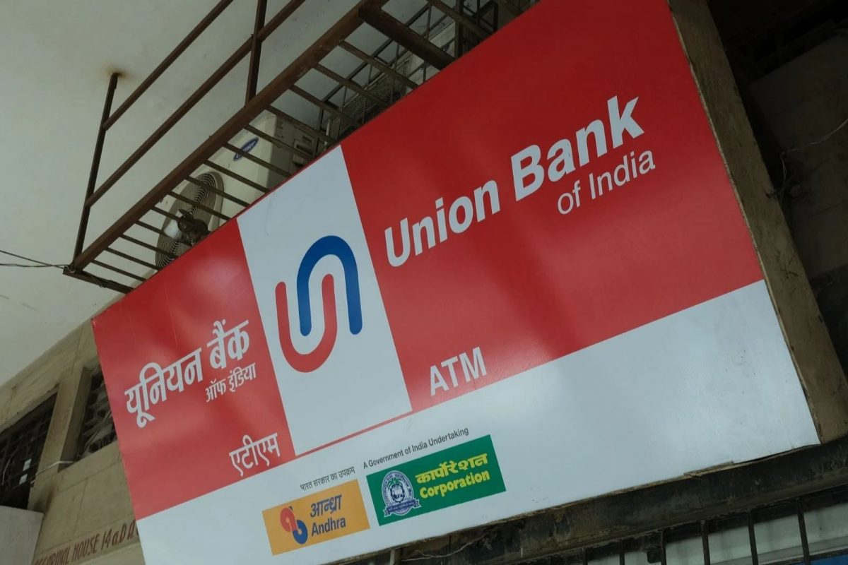 ஒரு டிகிரி இருந்த போதும் UBI வங்கியில் மேனேஜர் வேலை!