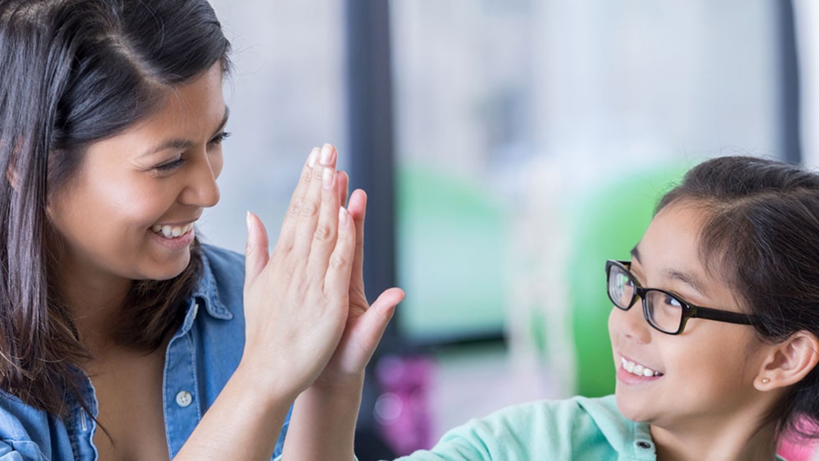 குழந்தைகளின் Self Motivation-ஐ அதிகரிக்க பெற்றோர்கள் எப்படி அவர்களை ஊக்குவிக்க வேண்டும்..?