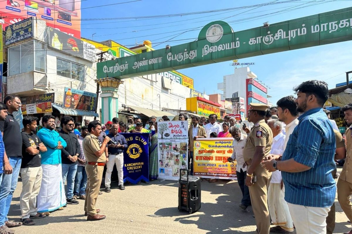 காஞ்சிபுரத்தில் பாதசாரிகளுக்கு கிளாஸ் எடுத்த ஆர்.டி.ஓ‌.!