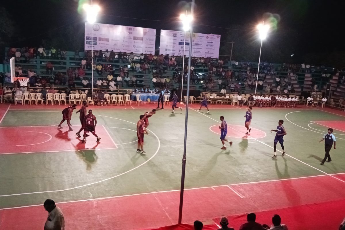 நாமக்கல்லில் மாநில அளவில் கூடை பந்து போட்டி.. களமிறங்கும் வீரர்கள்!