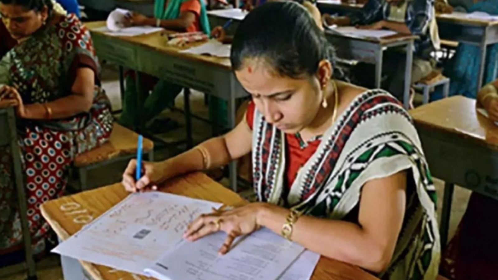 மத்திய அரசு நடத்தும் போட்டித்தேர்வுக்கு மதுரையில் இலவச பயிற்சி - எப்படி அப்ளை செய்வது?