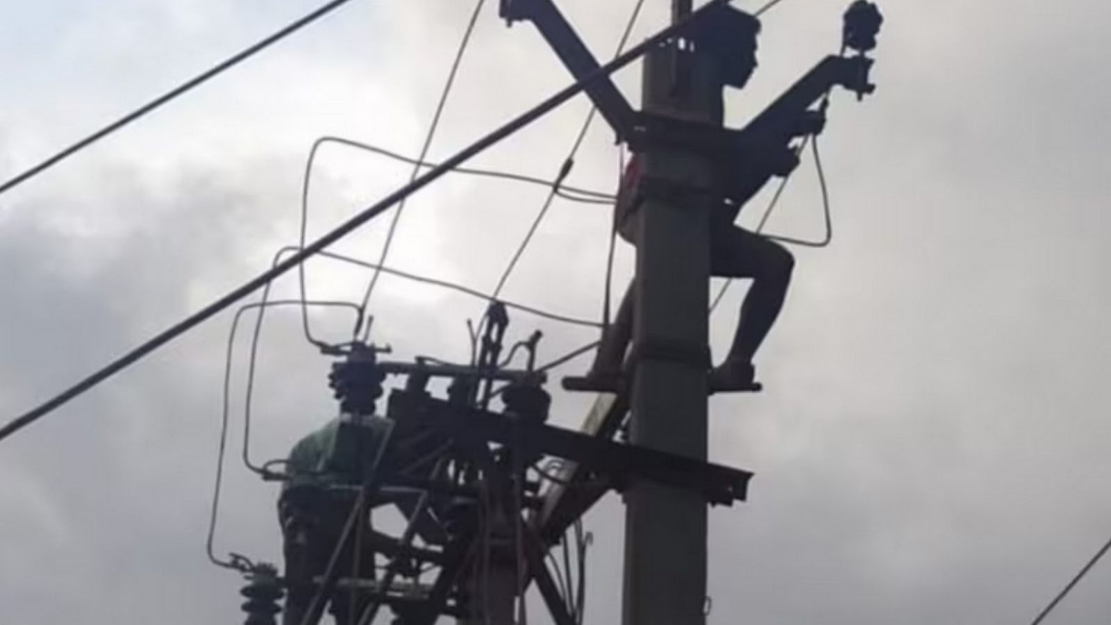 மதுரை மாவட்ட மக்களே நாளை உங்க ஏரியாவில் மின் தடையா?... செக் பண்ணிக்கோங்க