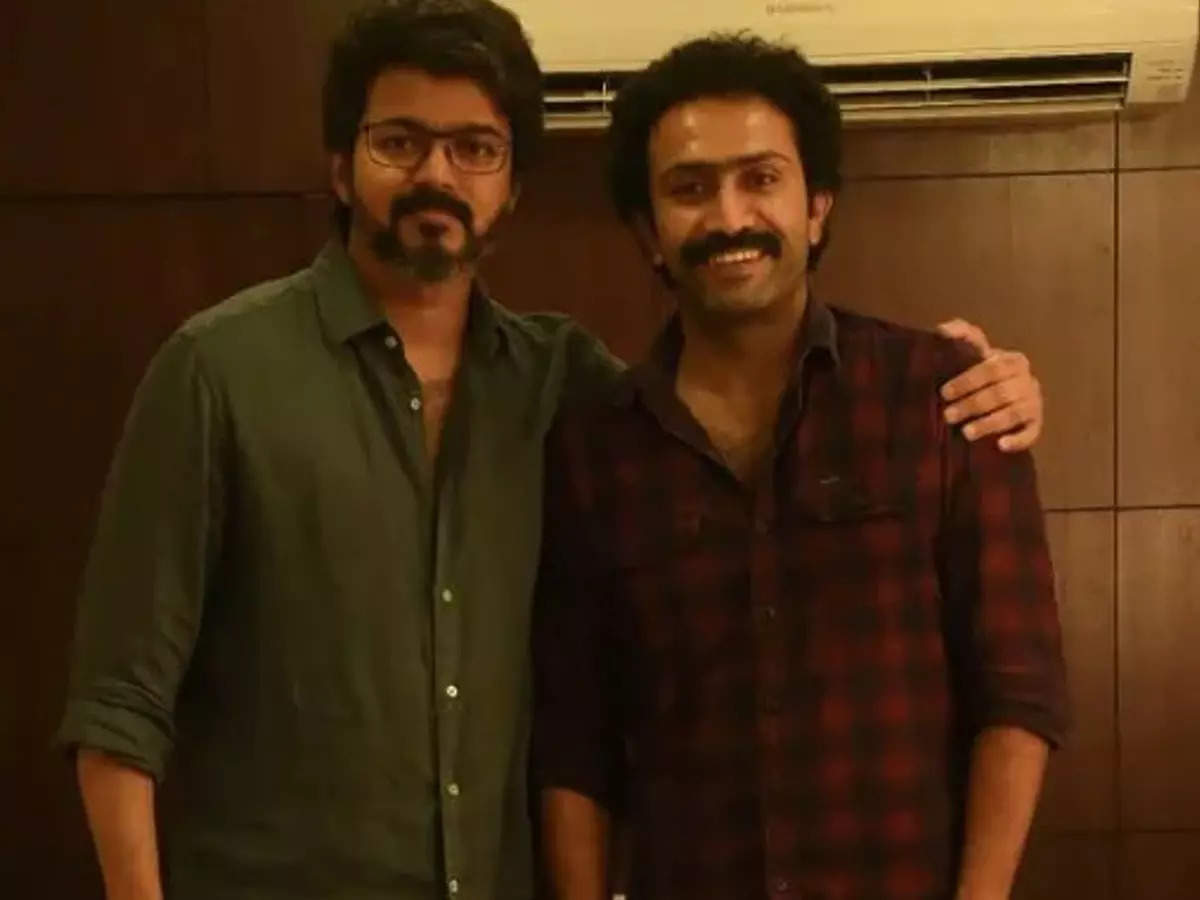  விஜய்யின் பீஸ்ட் படத்தில் ஷைன் டாம் சாக்கோ நடித்திருந்தது குறிப்பிடத்தக்கது.