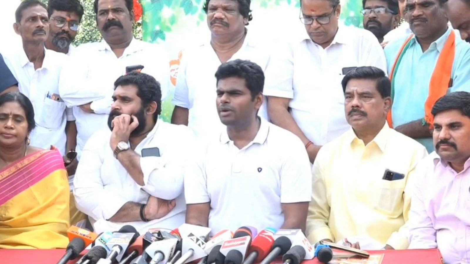 ''ஜப்னா விமான நிலையம்.. தயாராகும் துறைமுகம்..'' இலங்கை குறித்து தகவல்களை அடுக்கிய அண்ணாமலை!