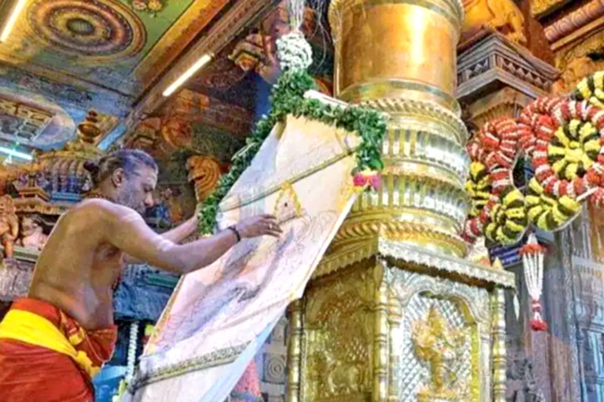  இந்த ஆண்டு (2023) மதுரையில் சித்திரை திருவிழா ஏப்ரல் 23ஆம் தேதி தொடங்கி மே மாதம் 8ஆம் தேதி வரையில் வெகு சிறப்பாக நடைபெற இருக்கிறது. இந்த திருவிழாவுக்கு மதுரை மக்களும் பிற மாவட்டத்தைச் சேர்ந்தவர்களும் தயாராகி வருகின்றனர்.
