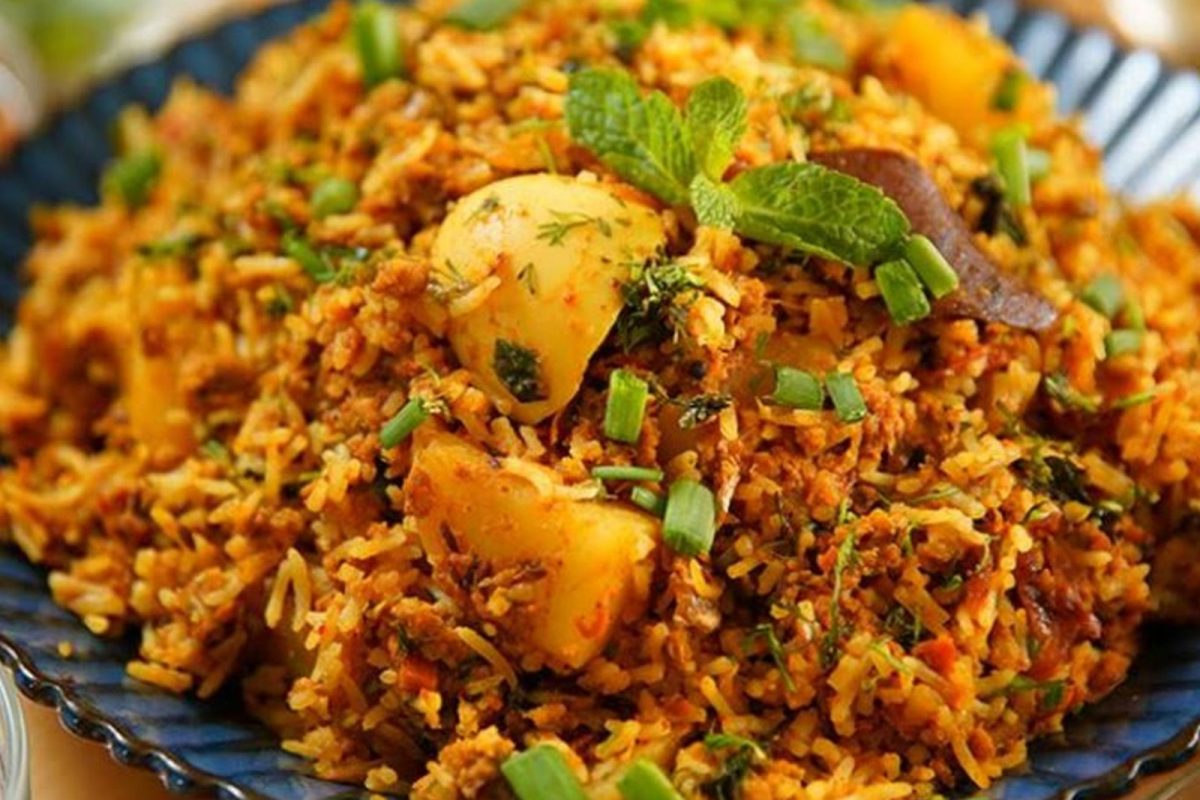 சிக்கன் கீமா புலாவ்... டிரை பண்ணி பாருங்க...!