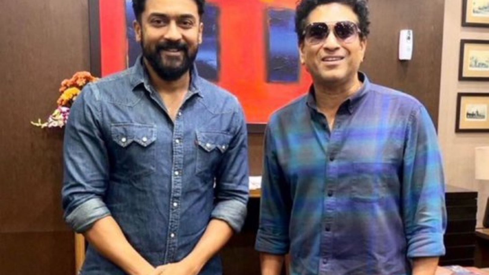 திடீர் ப்ளான்.. சச்சின் டெண்டுல்கரை நேரில் சந்தித்த சூர்யா.. வைரல் போட்டோ!