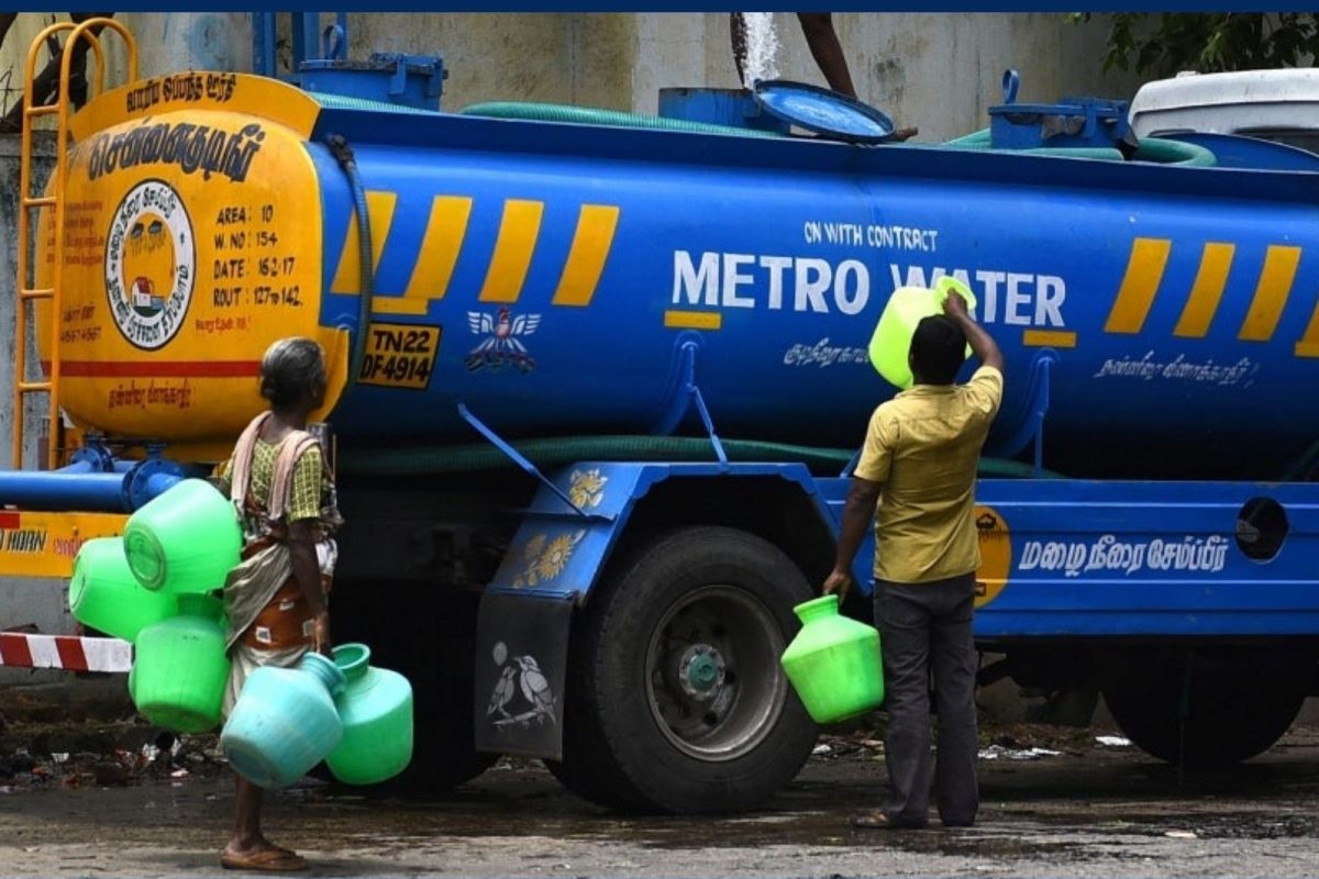 சென்னை மெட்ரோ குடிநீர் லாரி