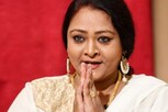 ''அப்போ என்ன உள்ளேயே விடல'' - நடிகை ஷகிலா உருக்கம்