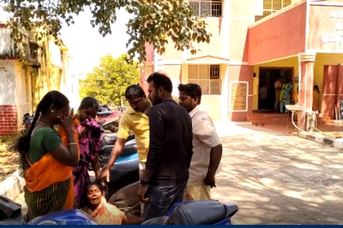 இளைஞர் படுகொலை