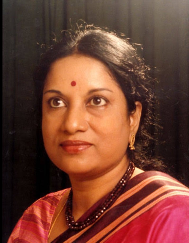  மல்லிகை என் மன்னன் மயங்கும் என்ற பாடல் ஒலிக்கும் பொழுதெல்லாம் தமிழ் சினிமாவில் வாணி ஜெயராமின் பெருமையும் ஒலித்துக் கொண்டிருக்கும்.