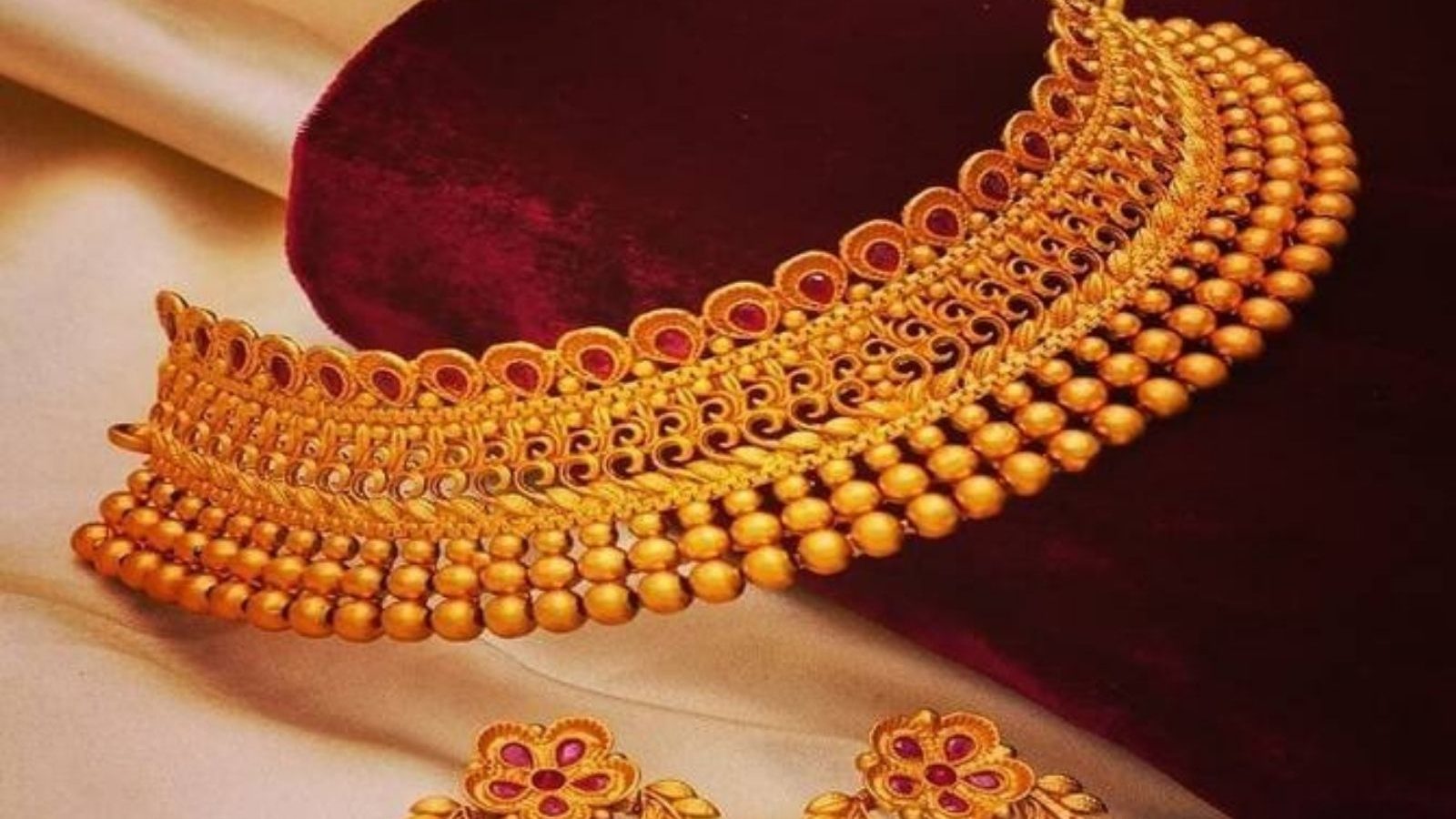 Gold Rate Today | நகை வாங்க இதுதான் சரியான நேரம்.. ரூ.45 ஆயிரத்திற்கும் கீழ் குறைந்தது தங்கம் விலை!