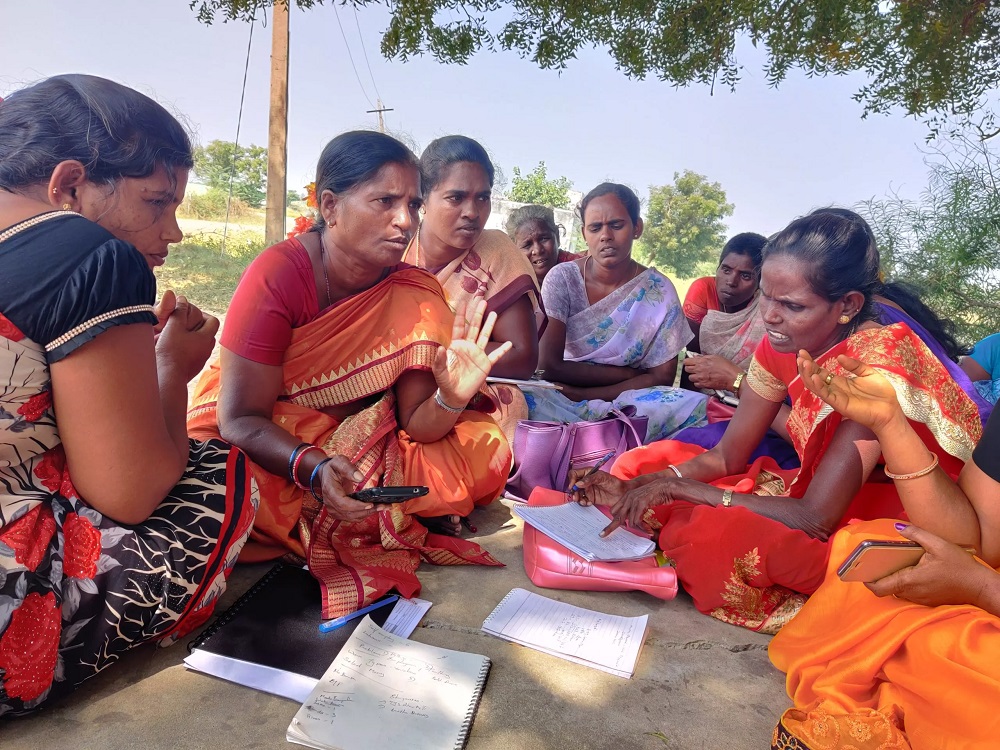  விண்ணப்பிக்கும் முறை: ஆர்வமும் தகுதியும் உடையவர்கள் https://tnjobs.tnmhr.com/Landing.aspx என்ற இணையத்தளத்தில் ஆன்லைனில் விண்ணப்பிக்க வேண்டும் என்று தெரிவிக்கப்பட்டுள்ளது. இப்பணியிடங்களுக்கு மார்ச் 2 ஆம் தேதி வரை விண்ணப்பிக்கலாம் என்று தெரிவிக்கப்பட்டுள்ளது.