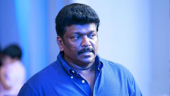  இயக்குநரும் நடிகருமான பார்த்திபன், ஒரு மனிதன் நல்லவனாக வாழ வேண்டும் என்பதற்கு மயில்சாமி தான் உதாரணம். தான் மடடுமின்றி உடனிருந்தவர்களையும் மகிழ்ச்சியாக வைத்திருந்தவர். மயில்சாமியின் பிள்ளைகள் சினிமாவில் நடிப்பதற்கு வாய்ப்பு வழங்க வேண்டும் என்று குறிப்பிட்டுள்ளார்.
