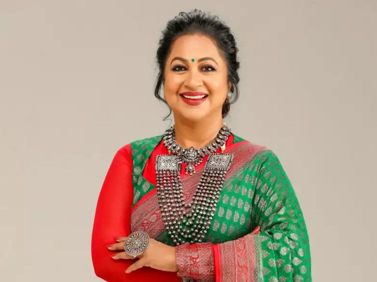  நடிகை ராதிகா சரத்குமார், சின்னத்திரையில் விரைவில் ஒரு புதிய சீரியலை தொடங்கவுள்ளார்.