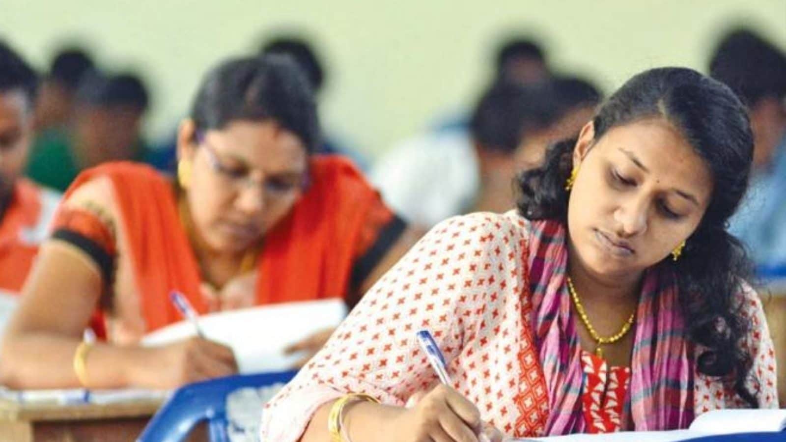 குரூப்-2 தேர்வில் ஏற்பட்ட குளறுபடி... மாணவர்கள் அவதி... டிஎன்பிஎஸ்சி விளக்கம்..!