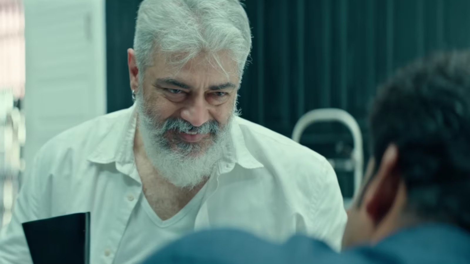  ஓடிடி வெளியீடுக்கு பிறகு இந்தப் படம் உலக அளவில் டிரெண்டானது. நெட்ஃபிளிக்ஸ் வெளியிட்டுள்ள  இந்தியாவில் அதிகம் பார்க்கப்பட்ட  டாப் 10 படங்களில் துணிவு ஹிந்தி பதிப்பு முதலிடத்தை பிடித்துள்ளது.
