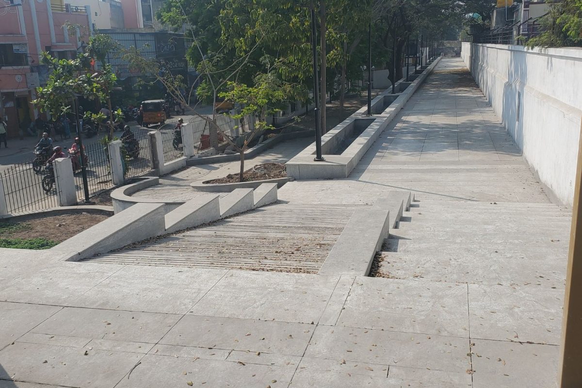 ரூ.2.13 கோடி மதிப்பில் தயாராகும் மாடி பூங்கா