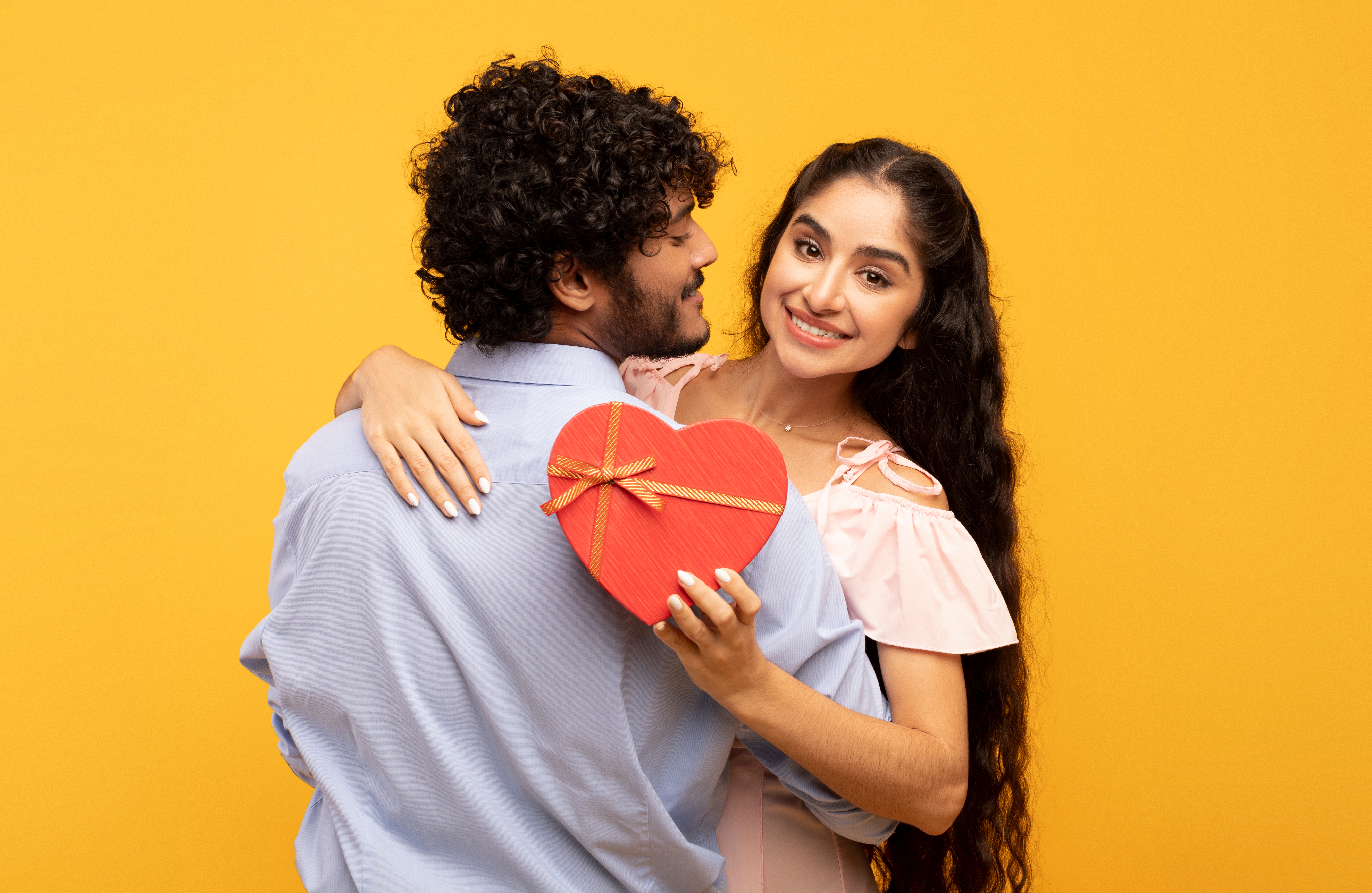  ,[object Object],எவ்வளவு காலம் சேர்ந்து வாழ முடியும் என்பது பற்றி யாரும் கூற முடியாது. ஆனால், எவ்வளவு காலம் வாழ்ந்தாலும், எப்போதும் உன்னை நேசிக்க, உன் அன்பைப் பெற முயற்சி செய்து கொண்டிருப்பேன், காலம் முழுக்க சேர்ந்திருபேன் என்று கூறலாம்.