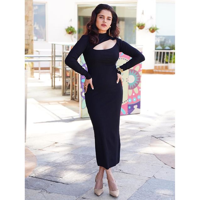  அடுத்து அஜித்துடன் ஏகன் படத்தில் நடித்தார். பின்னர் வெங்கட் பிரபு இயக்கத்தில் கோவா படத்தில் ஹீரோயினாக நடித்தார் பியா.