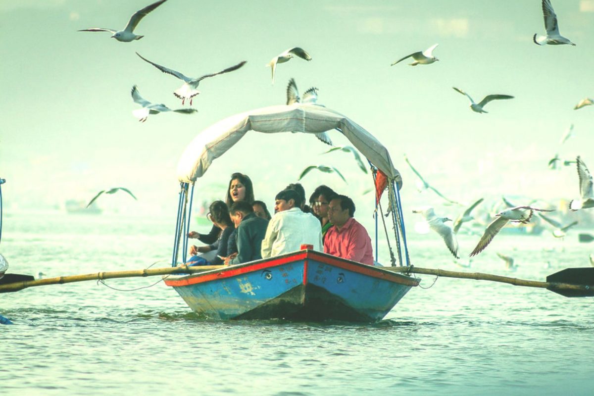 நதி சுற்றுலா 