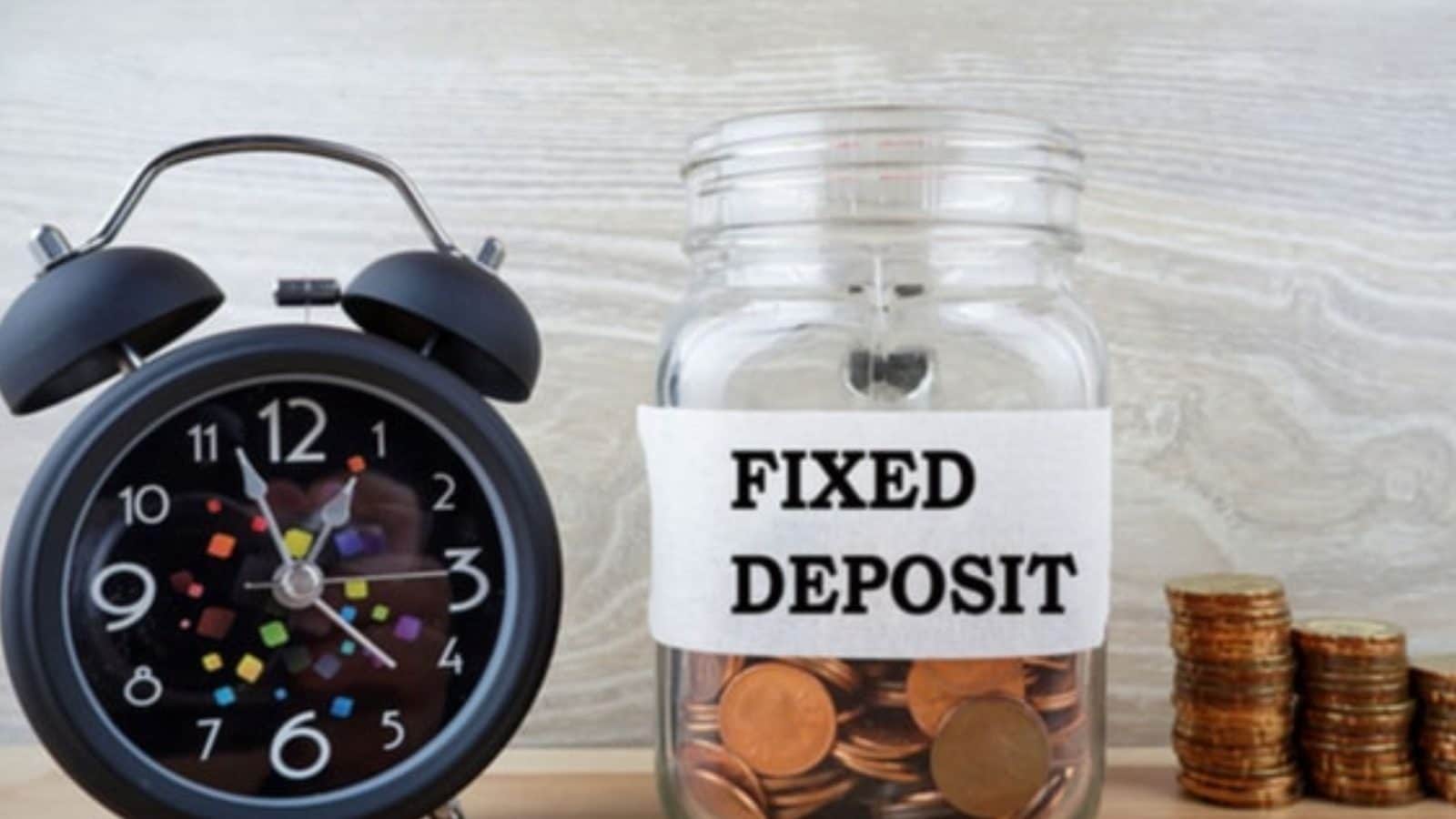 ஃபிக்சட் டெபாசிட் : எந்த வங்கியில் எவ்வளவு வட்டி? - முழு விபரம் இதோ!