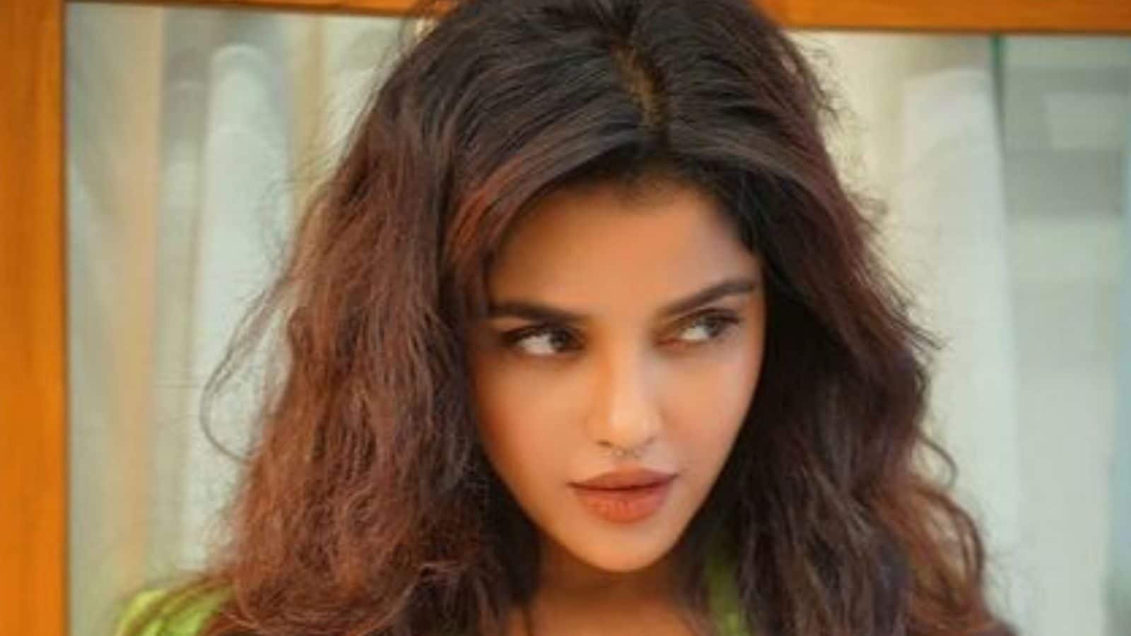 தமிழில் மீண்டும் எப்போது நடிப்பீர்கள்? வெங்கட் பிரபு பட ஹீரோயின் கொடுத்த ஷாக் ரிப்ளை!