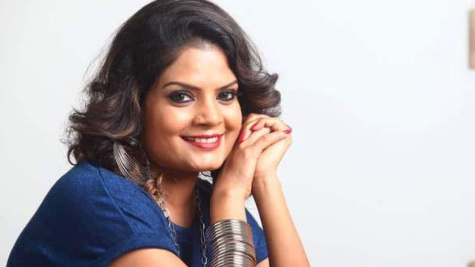 பிரபல தொலைக்காட்சி தொகுப்பாளினி திடீர் மரணம் - அதிர்ச்சியில் சின்னத்திரை