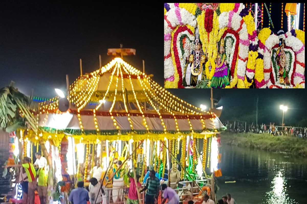கோலாகலமாக நடந்த தெப்பத்திருவிழா