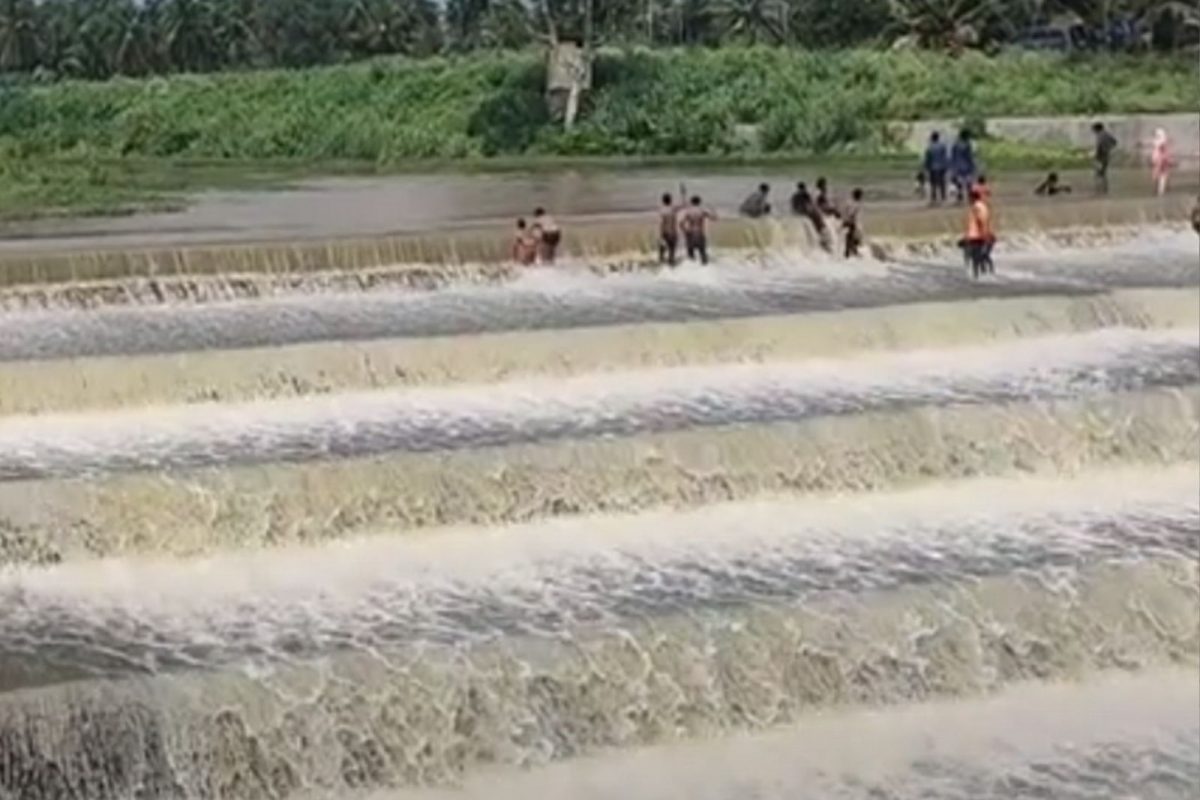 கோவையில் குடும்பத்தோடு குளித்து மகிழ அட்டகாசமான ஓர் இடம்!