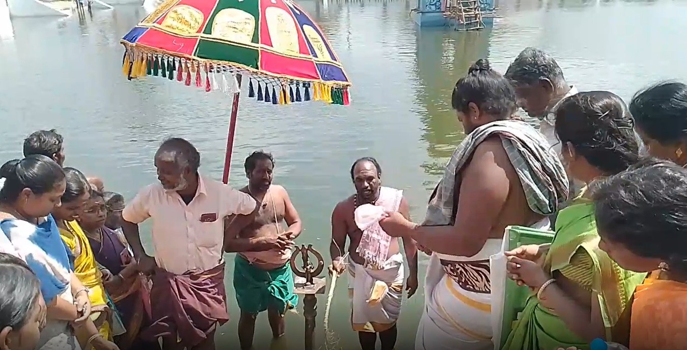  முருகனின் ஆதி படை வீடு என அழைக்கப்படும் இக்கோயிலில் நடைபெறும் வழிபாடுகளில் தைப்பூச வழிபாடு சிறப்பு பெற்ற ஒன்றாகும்.