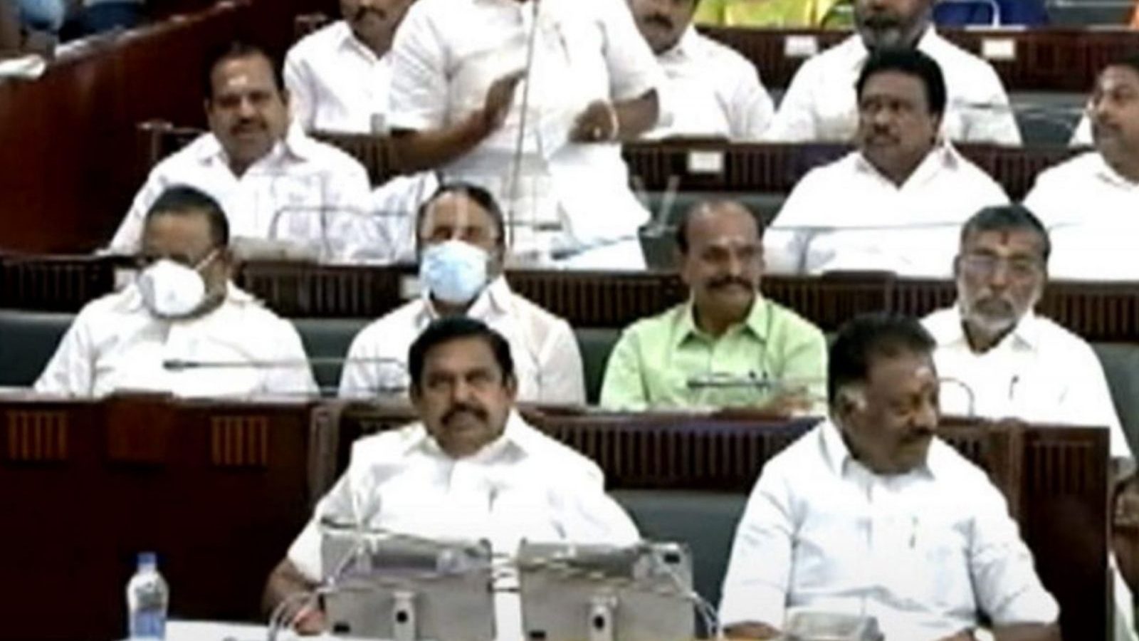 துணை எதிர்கட்சித் தலைவர் விவகாரம்- சிறப்பு கவன ஈர்ப்பு தீர்மானம் கொண்டுவந்த அ.தி.மு.க