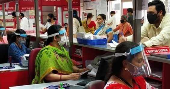  இந்த காலிப்பணியிடங்களுக்கு 10ம் வகுப்பு தேர்வில் பெற்ற மதிப்பெண்கள் அடிப்படையில் தகுதிப் பட்டியல் (Merti List) தயாரிக்கப்படும்.10ம் வகுப்புத் தேர்வில், இரண்டிற்கும் மேற்பட்ட தேர்வர்கள் சமமான மதிப்பெண்களைப் பெற்றிருந்தால், பெண்களுக்கு முன்னுரிமை அளிக்கப்படும் என்று தெரிவிக்கப்பட்டுள்ளது.