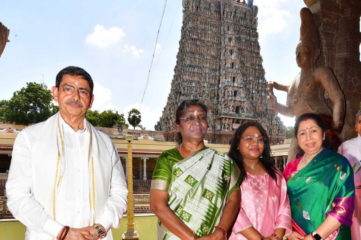 குடியரசு தலைவர் திரௌபதி முர்மு மீனாட்சி அம்மன் கோவிலில் சாமி தரிசனம்!