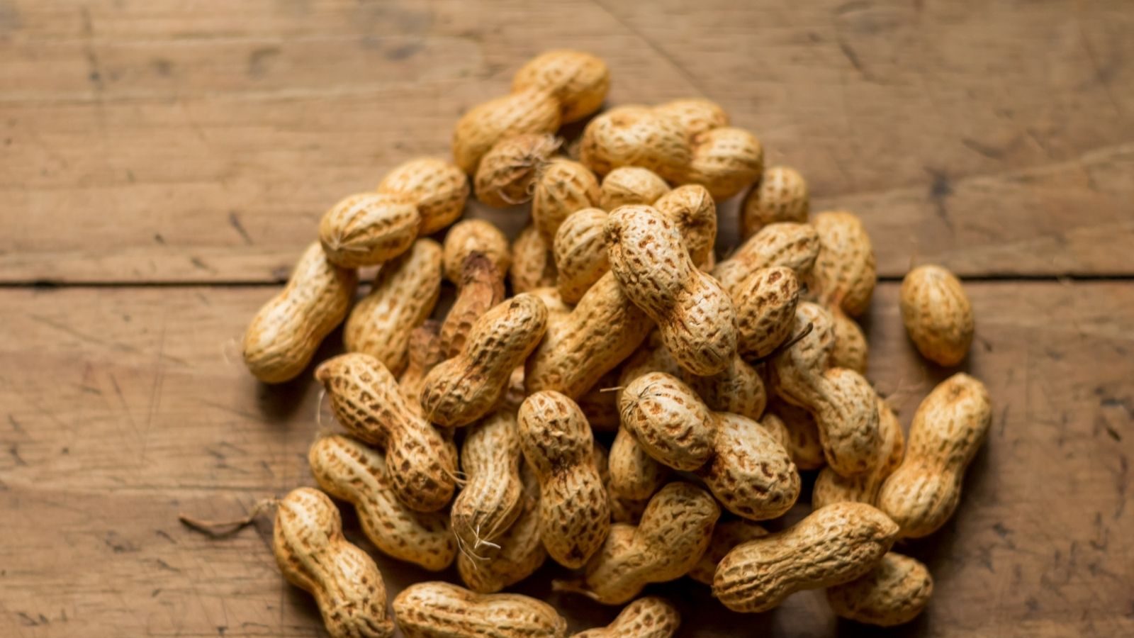 இந்த 8 பிரச்சனை இருக்கவங்க வேர்க்கடலையை அளவா சாப்பிடுங்க..!