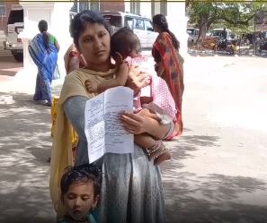  இருதரப்பு பெற்றோரின் எதிர்ப்புகளை மீறி திருமணம் செய்து கொண்டு வாழ்க்கையைத் தொடங்கிய நான்கு ஆண்டுகளில் இரண்டு கை குழந்தைகளுடன் கணவரை தொலைத்து வாழ்க்கையில் செய்வது அறியாமல் தவித்து வந்துள்ளார் வீரம்மா. கணவரின் பெற்றோர்களும் இவரை ஏற்க மறுத்ததால் போதிய வருமானம் இன்றித் தங்கி இருந்த வீட்டுக்கு வாடகை மற்றும் குழந்தைகளுக்கு உணவளிக்க முடியாமல் மிகுந்த வறுமைக்குள்ளாகியுள்ளார் வீரம்மா.