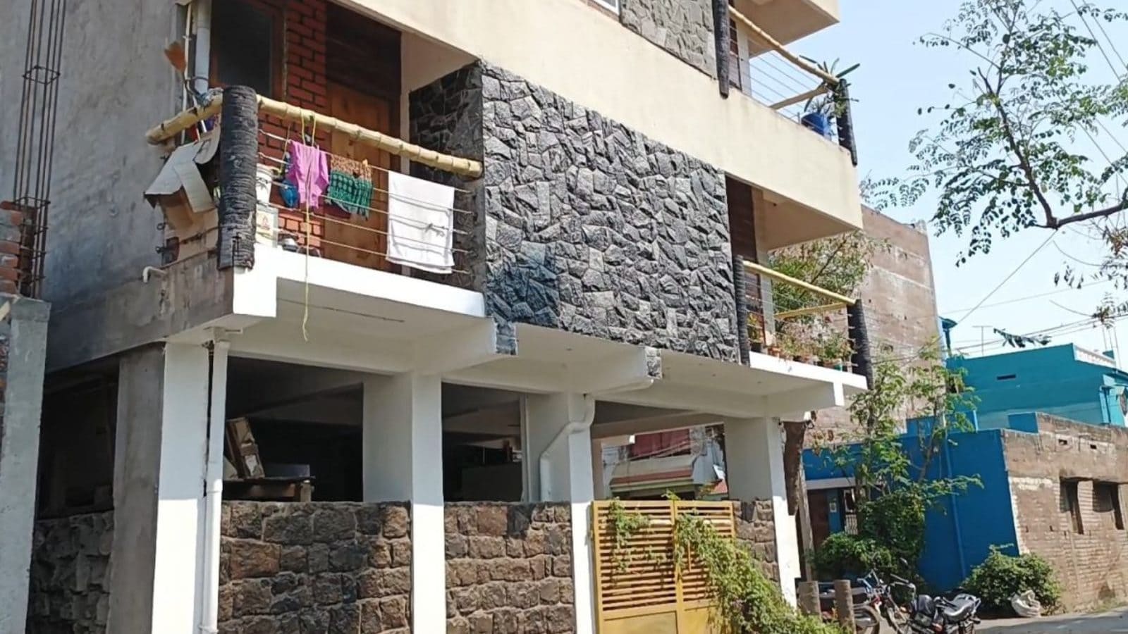 A beautiful house built in RRR style- New venture of Theni Engineer