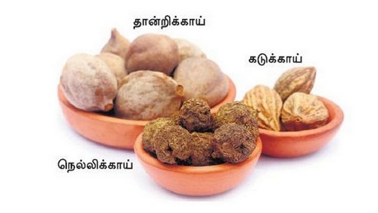  2 டம்ளர் நீரில் திரிபலா சூரணம் ( கடுக்காய், நெல்லிக்காய், தான்றிக்காய் இவை மூன்றும் சேர்ந்தது ) சேர்த்து கொதிக்கவைக்க வேண்டும். சிறிது நேரம் கொதித்த பிறகு அதில் சிறிது மஞ்சள் தூள் சேர்த்து கொதிக்க விட வேண்டும். பிறகு கொதித்த நீரை சிறிது ஆறவிட்டு அதை தொண்டையில் படும்படி வாய் கொப்பளிக்க வேண்டும். இப்படி செய்வதன் மூலம் தொண்டை வலி நீங்கும். குறிப்பு: திரிபலா சூரணம் என்பது நாட்டு மருந்து கடைகளில் கிடைக்கக்கூடிய ஒன்றாகும்.