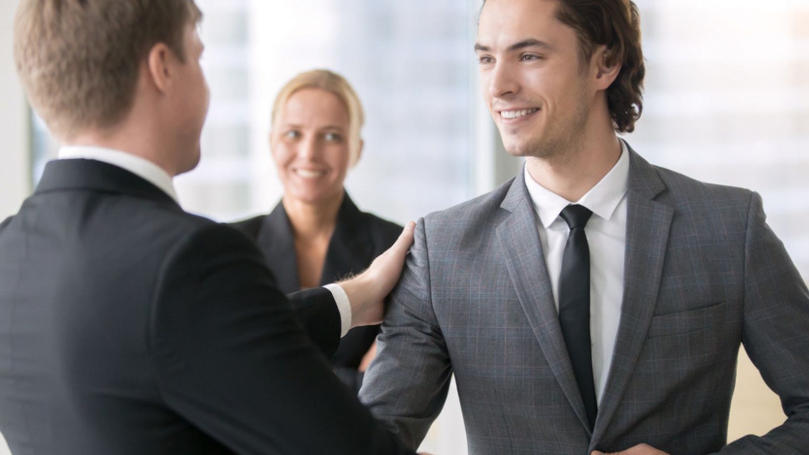 இந்த வருடம் வேலையில் பதவி உயர்வு எதிர்பார்க்கிறீர்களா.? இப்போதே இந்த 5 விஷயங்களை செய்ய தொடங்குங்கள்.!