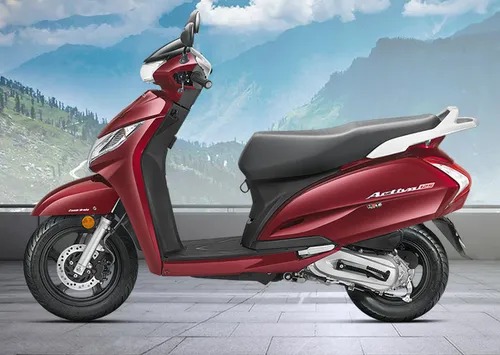  பேர்ல் நைட் ஸ்டார்ட் பிளாக், ஹெவி கிரே மெட்டாலிக், ரெபெல் ரெட் மெட்டாலிக், பேர்ல் ப்ரீஷியஸ் ஒயிட் மற்றும் மிட் நைட் ப்ளூ மெட்டாலிக் உள்ளிட்ட 5 கலர் ஆப்ஷன்களில் 2023 ஹோண்டா ஆக்டிவா 125 கிடைக்கும். ஸ்டைலிங் சிறப்பம்சங்களில் ஃபுல் எல்இடி ஹெட்லேம்ப், ரீடைல்டு சிக்னேச்சர் எல்இடி பொசிஷன் லேம்ப்ஸ், கிராப்ரெயில் மற்றும் நேர்த்தியாக வடிவமைக்கப்பட்ட டெயில்-லேம்ப் கிளஸ்டர் உள்ளிட்டவை அடங்கும்.